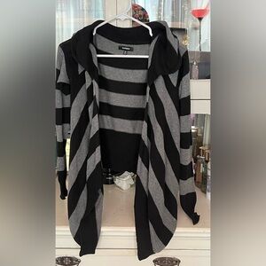 EXPRESS Black And Gray Sweater Jacket - Size XS